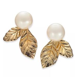 kate spade new york
Gold-Tone Leaf & Imitation Pearl Stud Earrings